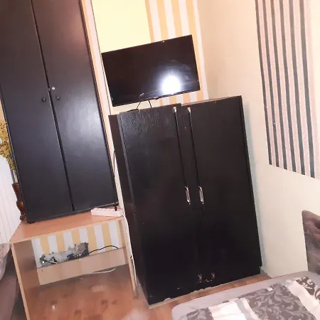 Sarkany Lak Lägenhet